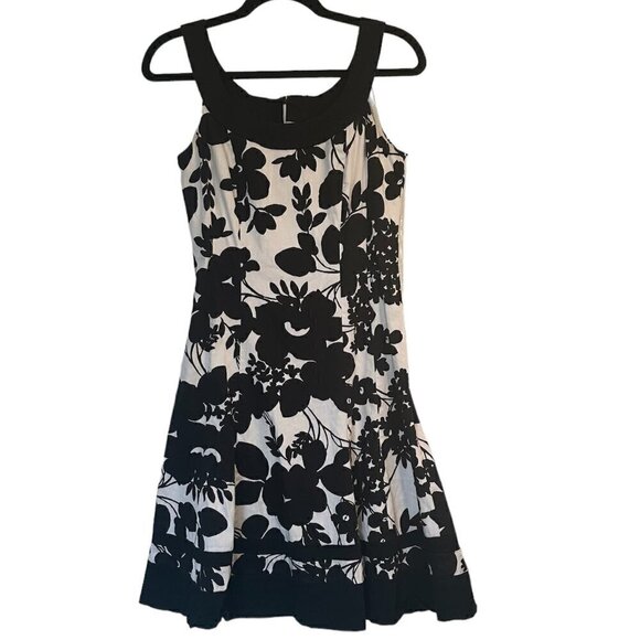 Jones Wear Dress Black & White Vintage Inspired Floral Fit & Flare Round Neck 4 - Picture 1 of 7